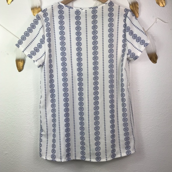 Baby doll Blouse with Tribal print - Picture 4 of 4